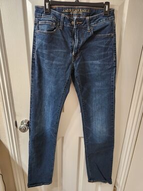 American Eagle Outfitters Men’s Blue Slim Straight Jeans